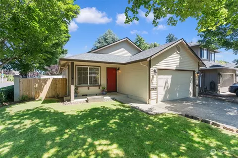 17906 SE 16th St, Vancouver, WA 98683