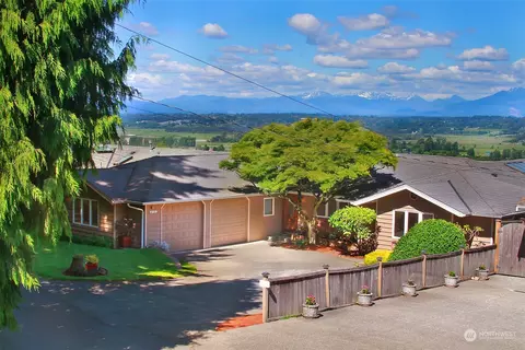 Exterior - 7209 Juniper Dr, Everett, WA 98203 photo 10 of 10