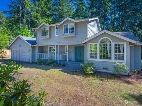 1384 SW Station Circle Rd, Port Orchard, WA 98367