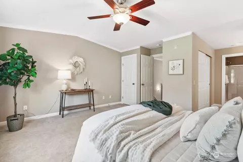 Bedroom - 21220 11th Dr SE, Bothell, WA 98021 photo 5 of 7
