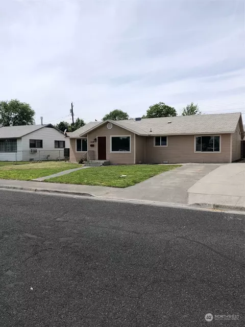 438 N Clark Rd, Moses Lake, WA 98837