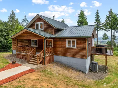 68 Nielsen Dr, Longview, WA 98632