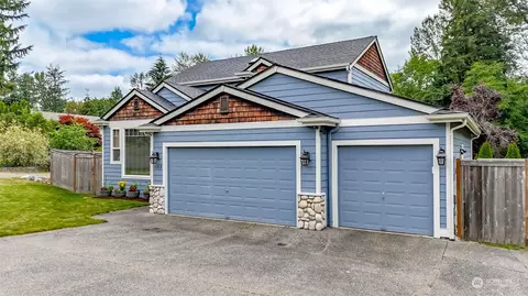 1317 200th Ave E, Lake Tapps, WA 98391