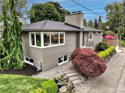 7904 41st Ave SW, Seattle, WA 98136