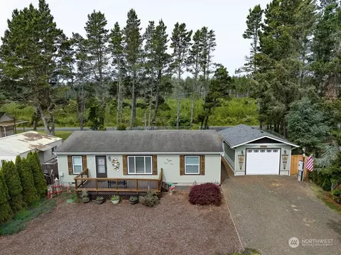 23105 V St, Ocean Park, WA 98640