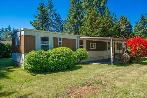 13105 Prairie Cir E, Bonney Lake, WA 98391