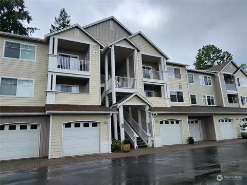 14714 Admiralty Way #B 208, Lynnwood, WA 98087