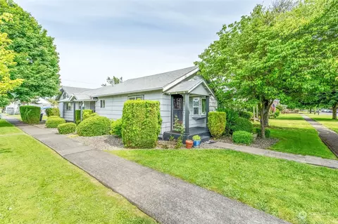 805 8th Ave, Longview, WA 98632