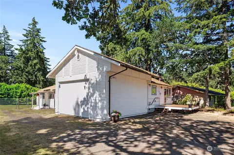 11522 Military Rd SW #A & B, Lakewood, WA 98498