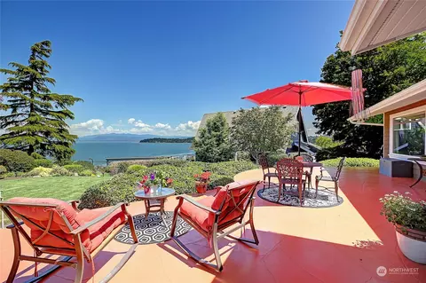 386 Utsalady Point Rd, Camano Island, WA 98282