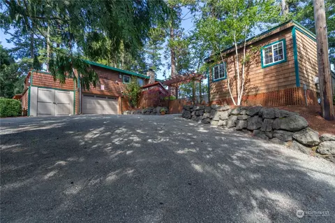 262 Olympus Blvd, Port Ludlow, WA 98365