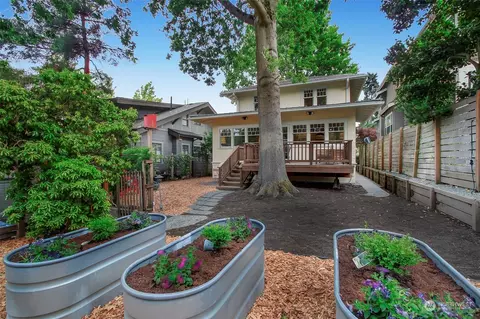 2007 E Lynn St, Seattle, WA 98112 photo 23