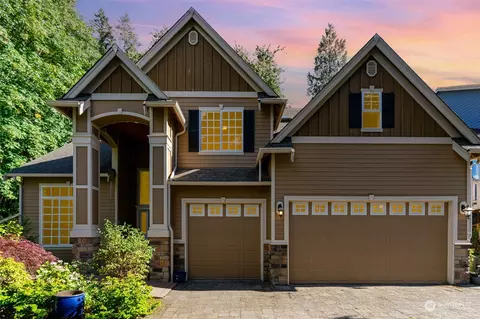 453 SE Clark St, Issaquah, WA 98027