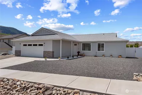 371 Margaux Loop, Malaga, WA 98828