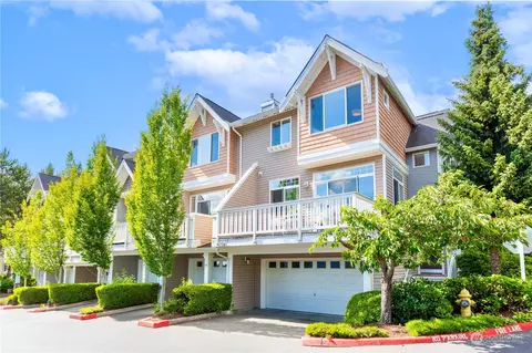 23120 SE Black Nugget Rd #R6, Issaquah, WA 98029