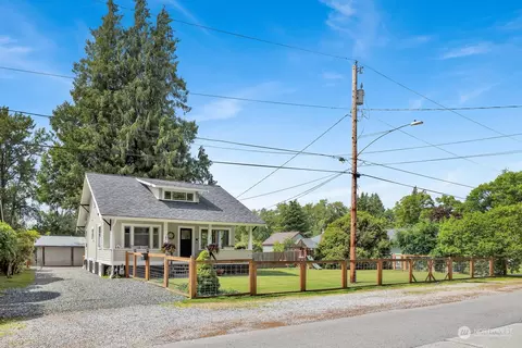 1412 E Maplewood Ave, Bellingham, WA 98225
