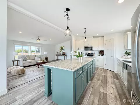 968 N Violet Ave, Sequim, WA 98382 photo 7