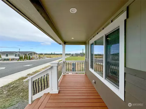 968 N Violet Ave, Sequim, WA 98382 photo 3