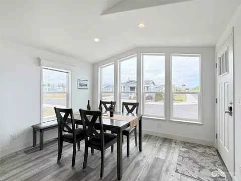 968 N Violet Ave, Sequim, WA 98382 photo 4