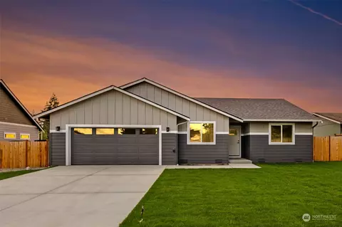 1432 S 88th St, Tacoma, WA 98444