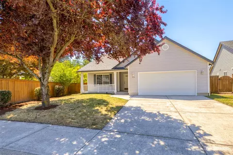 219 NW 146th St, Vancouver, WA 98685