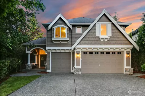 912 274th Way SE, Sammamish, WA 98075
