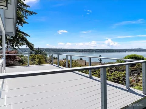 10320 123rd St NW, Gig Harbor, WA 98329