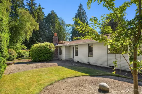 10423 NE 145th St, Kirkland, WA 98034