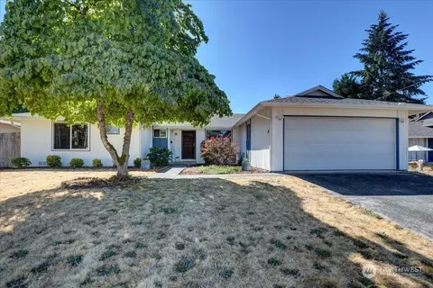 2715 Alpine St SE, Auburn, WA 98002