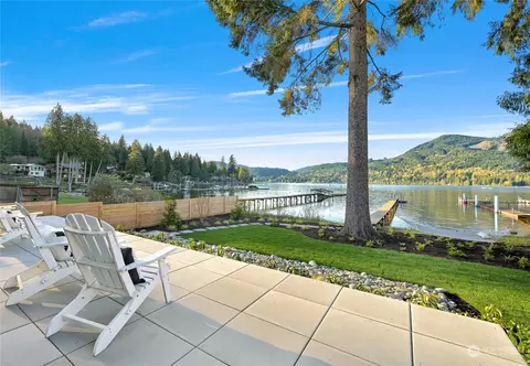 2078 Firelane Rd, Bellingham, WA 98229