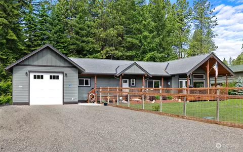 361 Cascade View Dr, Ronald, WA 98940