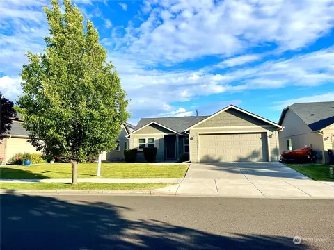 233 Chapra St, Walla Walla, WA 99362