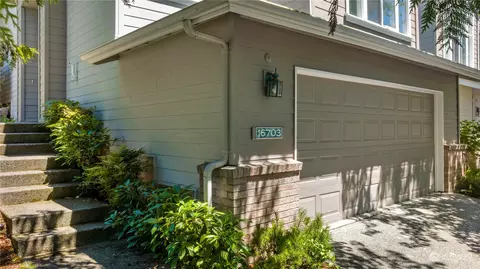 16703 Cobblestone Dr, Lynnwood, WA 98037