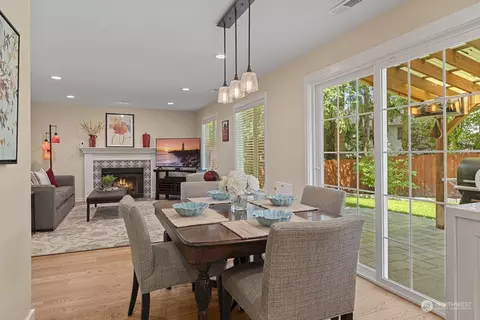 Dining - 13705 56th Dr SE, Everett, WA 98208 photo 2 of 3