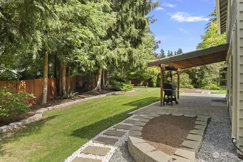 Exterior - 13705 56th Dr SE, Everett, WA 98208 photo 6 of 11