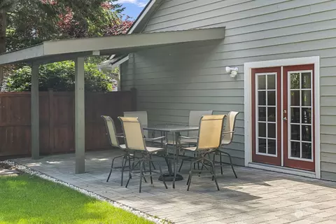 Exterior - 13705 56th Dr SE, Everett, WA 98208 photo 9 of 11