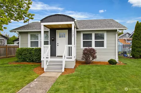1731 Wilson Ave, Enumclaw, WA 98022 photo 4