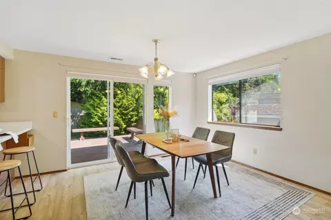 Dining - 13603 26th Ave SE, Mill Creek, WA 98012 photo 3 of 4