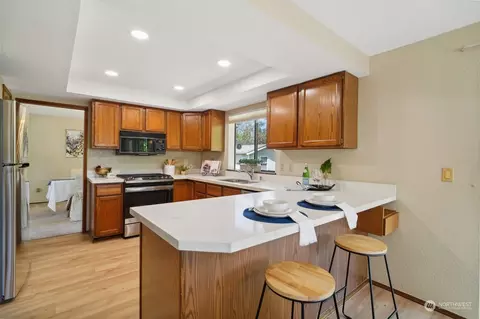 Kitchen - 13603 26th Ave SE, Mill Creek, WA 98012 photo 3 of 3