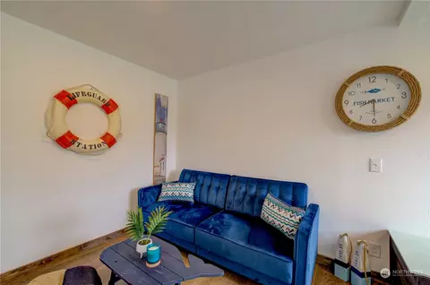 310 Sid Snyder Dr E, Long Beach, WA 98631 photo 4