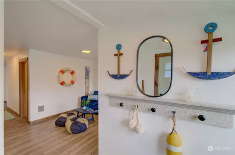 310 Sid Snyder Dr E, Long Beach, WA 98631 photo 2