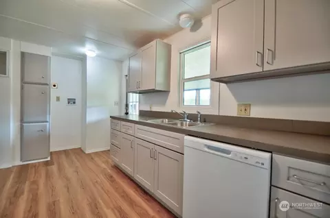 316 Henriot Rd, Winlock, WA 98596 photo 3