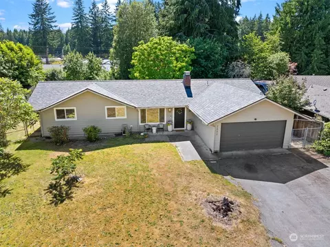 2002 SE Juniper Ct, Port Orchard, WA 98366
