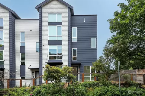 308 N 107th St, Seattle, WA 98133