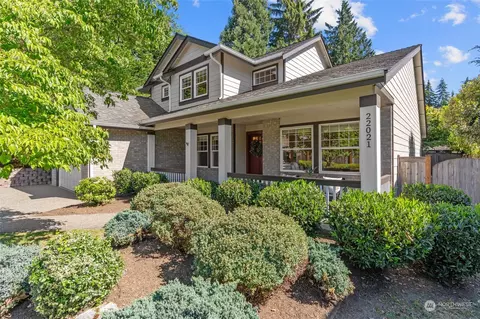 22021 94th Pl W, Edmonds, WA 98020