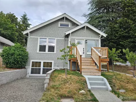 300 Olympic Pl, Bremerton, WA 98312