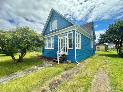 2616 Aberdeen Ave, Hoquiam, WA 98550