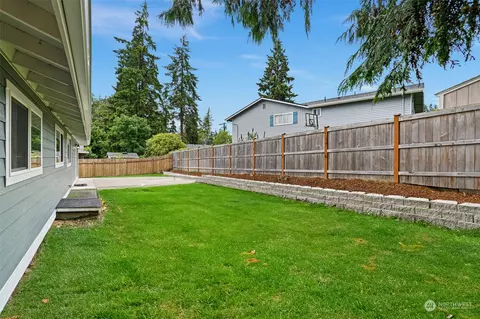 Exterior - 311 217th Pl SW, Bothell, WA 98021 photo 6 of 6