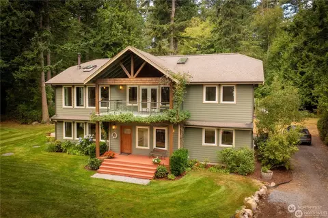 2170 Granger Way, Lummi Island, WA 98262