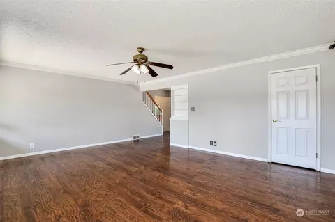 1957 Wilson Ave, Enumclaw, WA 98022 photo 6